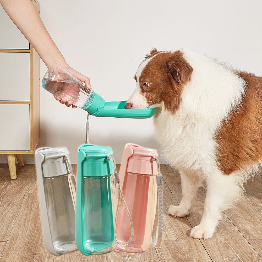 Pet Water Cup Outdoor Portable Folding Dog Water Bottle 550ml Large Capacity Medium To Large Dog Drinking Bottle - The Pet Supply Store 